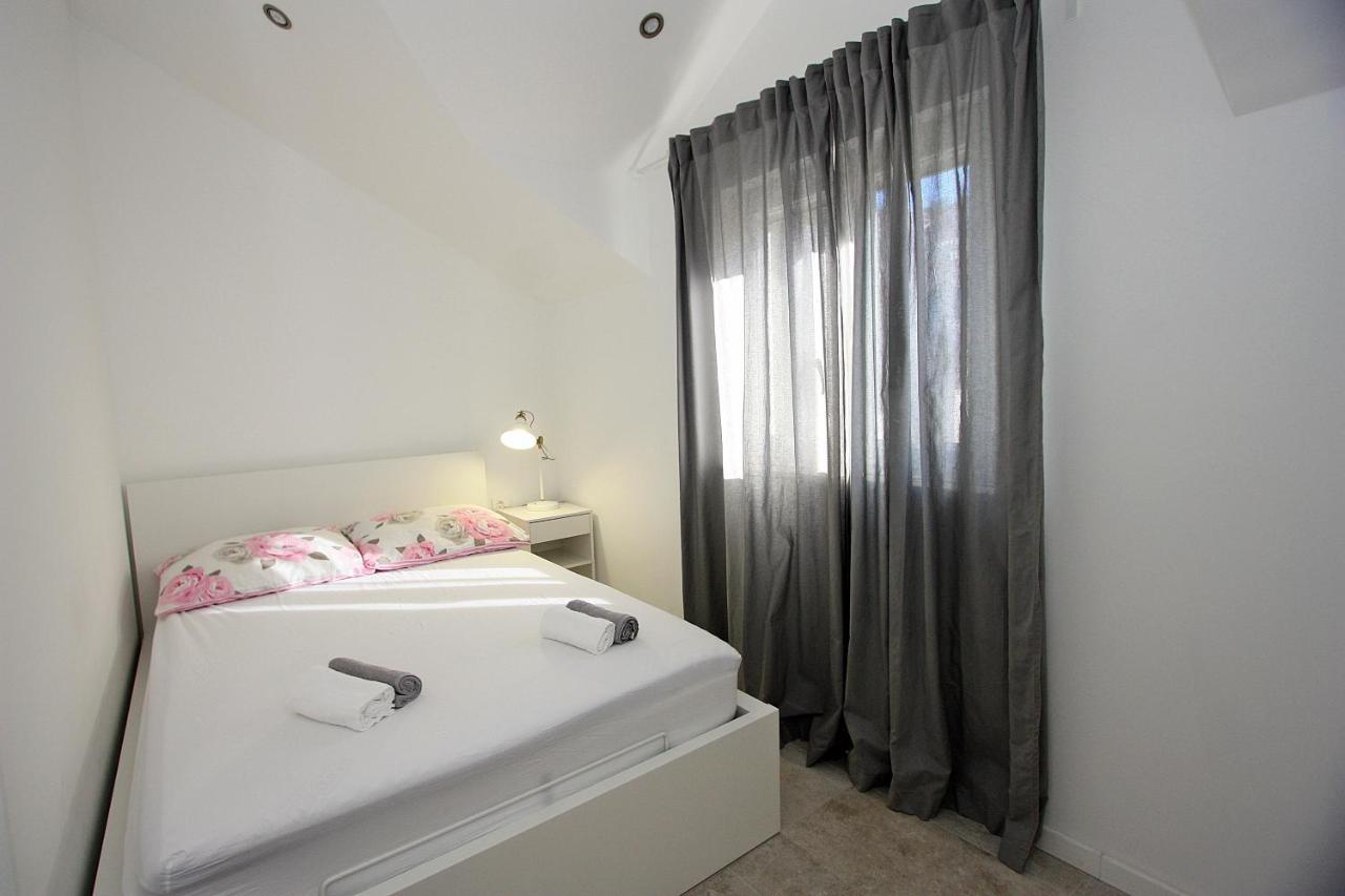 Apartman Ivana ซูเปตาร์ ภายนอก รูปภาพ