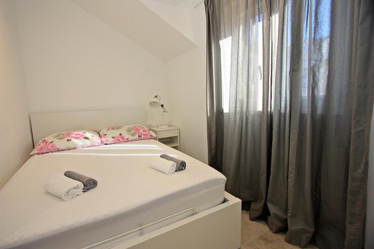 Apartman Ivana ซูเปตาร์ ภายนอก รูปภาพ